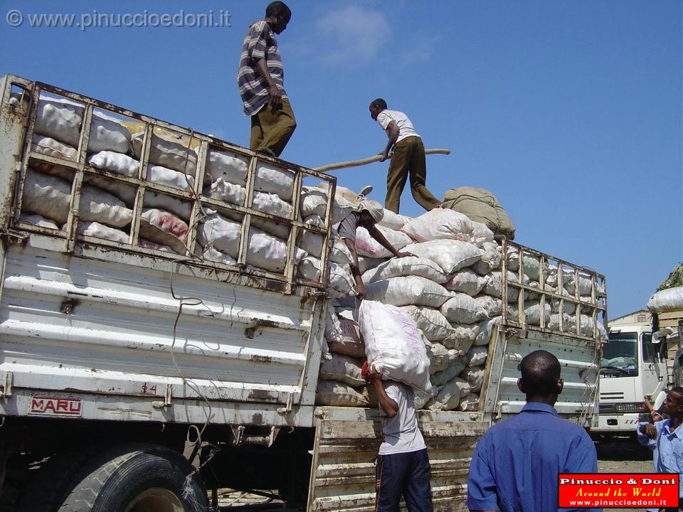 Djibouti - il mercato di Gibuti - Djibouti Market - 61.jpg